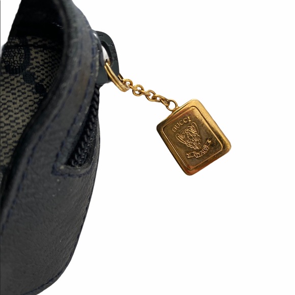 Vintage Gucci Clutch - Picture 7 of 9